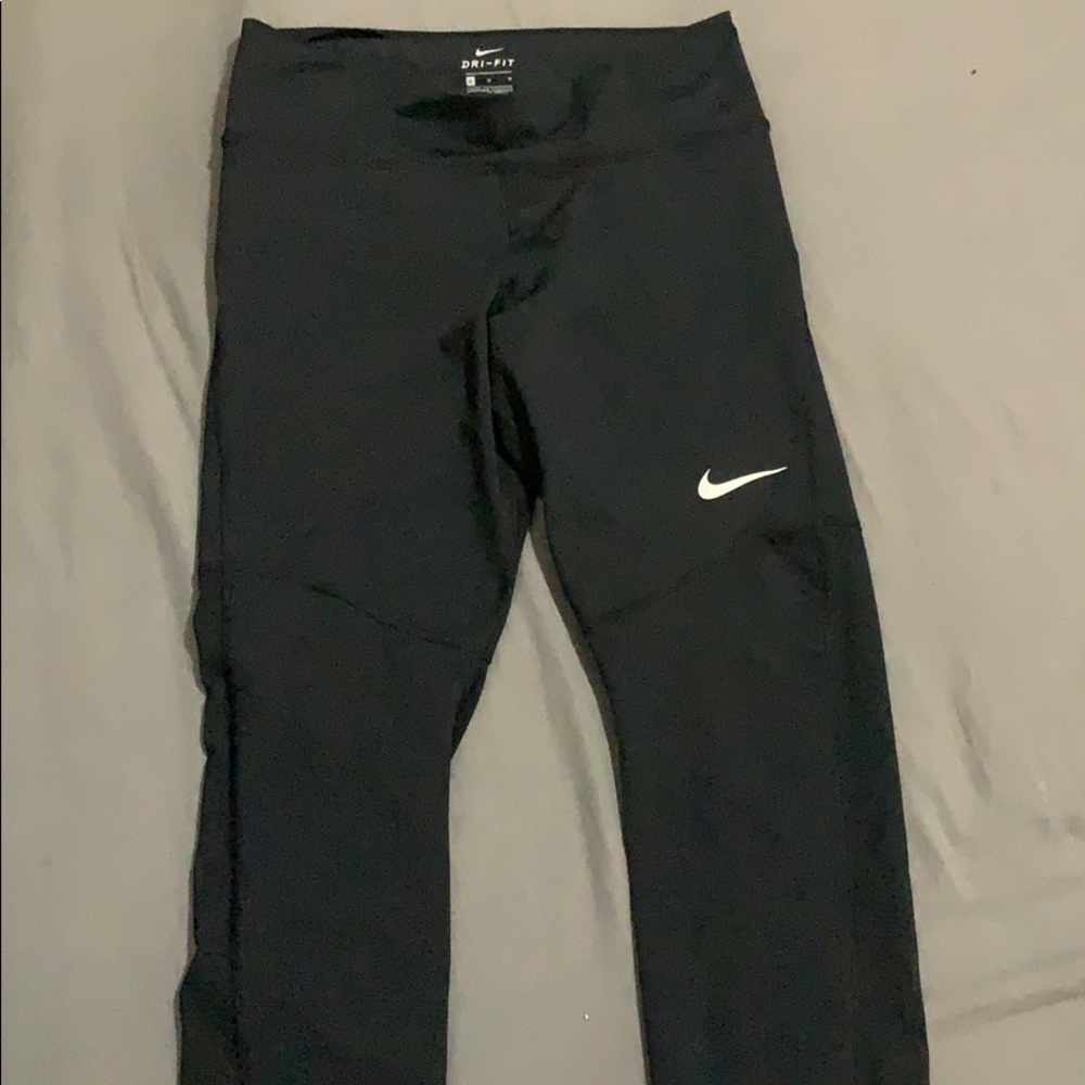 Women’s Nike Dri-Fit Leggings Size M